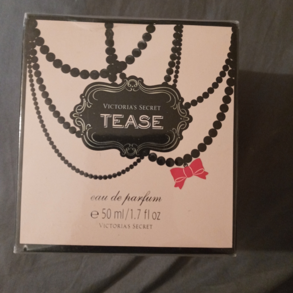 Victoria secret Noir TEASE